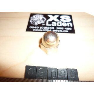 Hutmutter vernickelt M8, SW13 mm