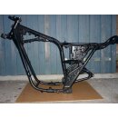 Angelieferten Rahmen, strahlen, grundieren und...