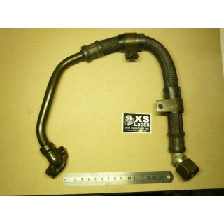 Oil hose left