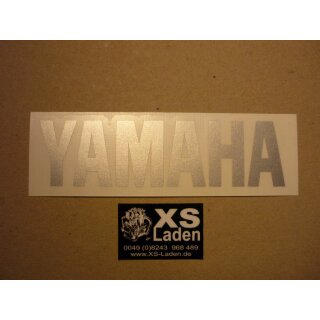 Schriftzug Yamaha (Dekor - Einzelbuchstaben) am Tank in silber, ca. 13X3,5cm