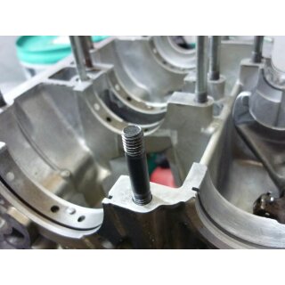 Stiftschraube (Stehbolzen) Motorgehäuse M8x54, Zubehör